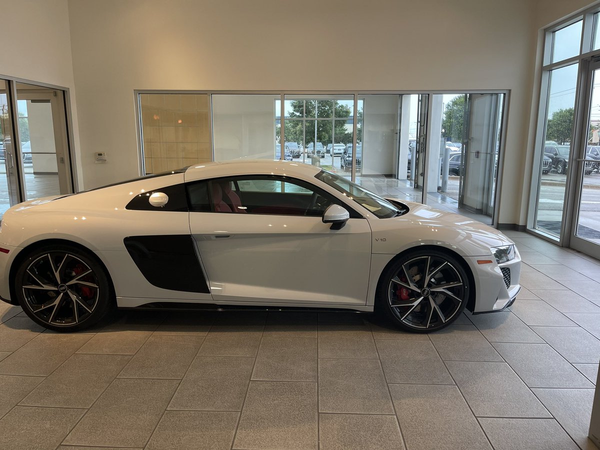 50k likes and I’ll buy this right now 