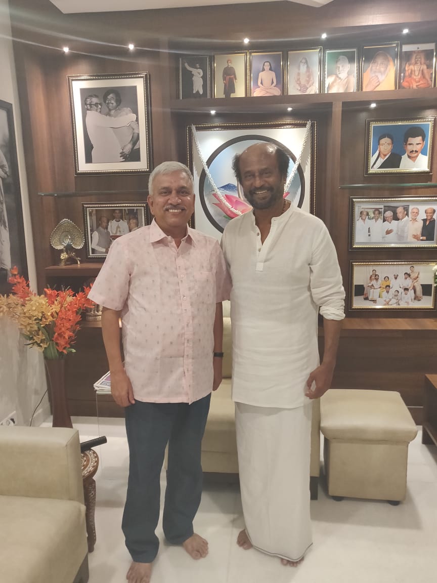 Met Shri.Rajinikanth @rajinikanth today.

திரு.ரஜினிகாந்த் அவர்களை சந்தித்தேன். 