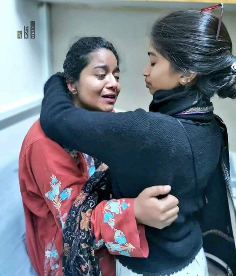 Activist Safoora Zargar (pregnant) is in Jail during Ramadan, hatemongers like Kapil Mishra who incited riots are FREE. Crime of being a Muslim in Modi's INDIA. Have some SHAME! #ReleaseSafooraZargar 