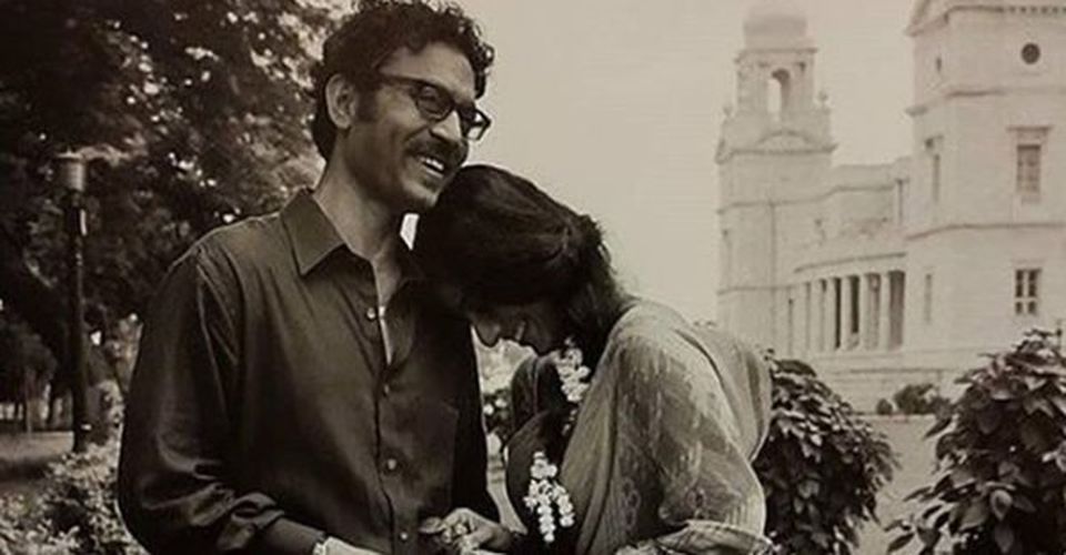 अब ये दिल दोबारा नहीं जुड़ेगा।

शुक्रिया इरफ़ान, अपनी ज़िंदगी माटी के घड़े में कच्ची सड़क किनारे रखने और उसमें अपनी कला का मीठा पानी भरते रहने के लिए। हम प्यासे राहगीर इसके बिना कोई सफ़र ना पूरा कर पाते, ना कर पाएँगे।

जब कुछ नहीं रहेगा, तब भी पानी रहेगा। प्यार, नमन, ज़िंदाबाद। 