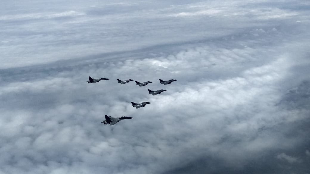 The Birds have entered the Indian   airspace..Happy Landing in Ambala! @IAF_MCC 