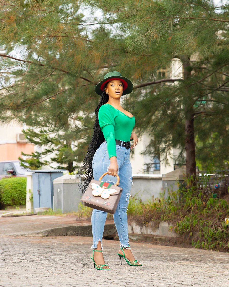 If leaving people green with envy was a picture, it will be this picture of @symply_tacha. There is no denying that the fact that she looks amazing!

Photo credit: @symply_tacha 

#symplytacha #greenwithenvy #bellanaija #bellanaijaonline 