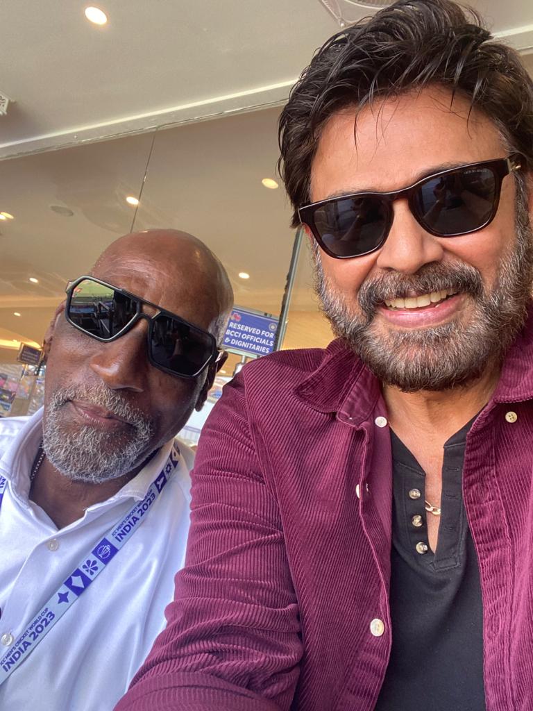 Delighted to be with the legendary Viv Richards at the #IndvsNZ Semi-final 😎❤️ 