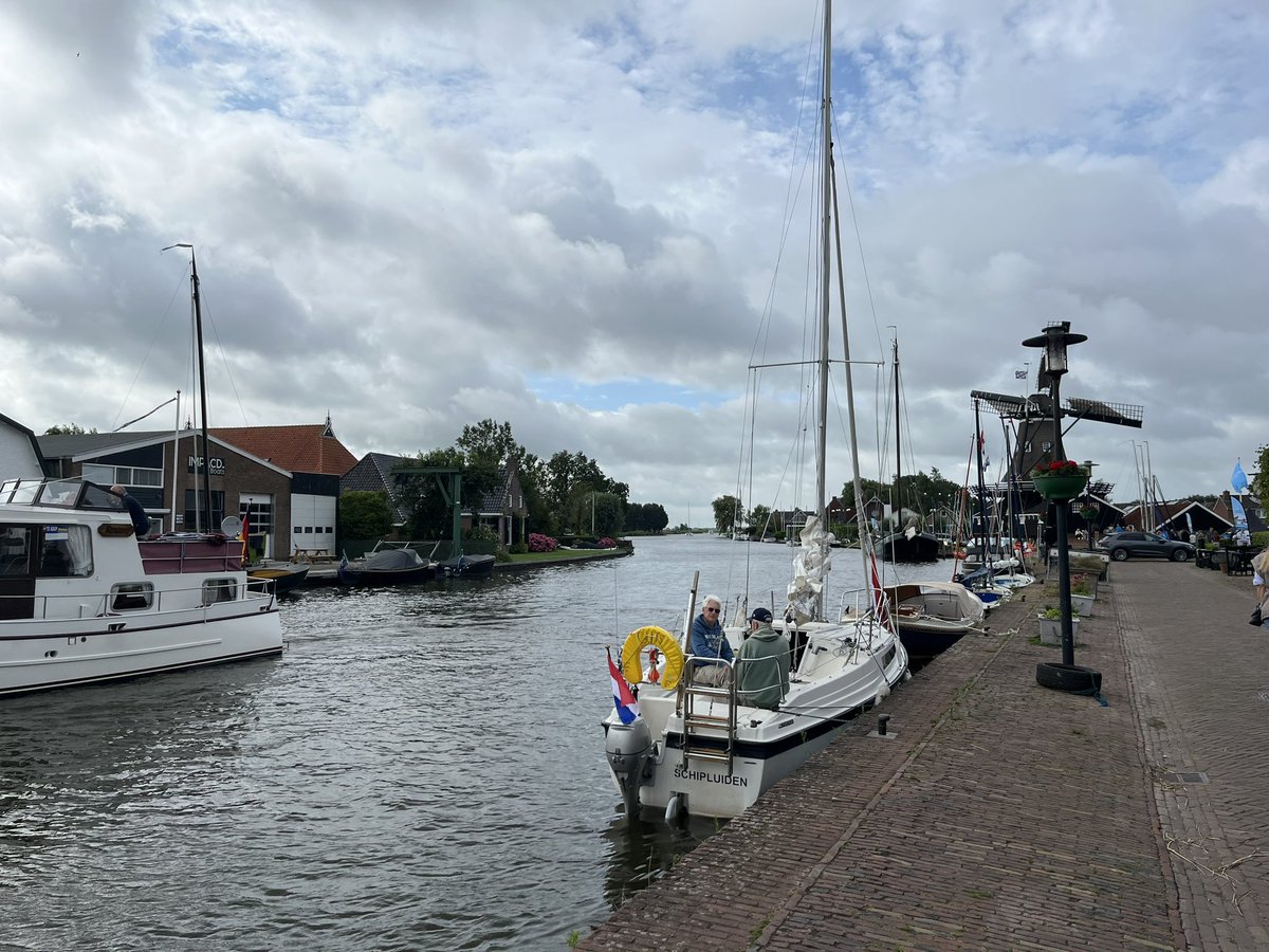 Zoals al vaker gezegd is het boek met het CDA dicht. 

Maar natuurlijk blijf ik graag met alle partijen samenwerken om mijn ideeën en idealen voor Nederland te verwezenlijken. 

Groet uit het mooie Friesland 