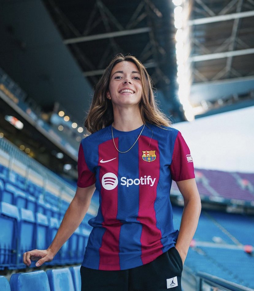 🚨 BREAKING: A huge congratulations to Aitana Bonmatí for being named the UEFA Women's player of the year.  ✨ 