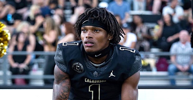 Calabasas (Calif.) WR and #Colorado commit Aaron Butler has decided to shut down his senior season in order to focus on graduating early and enrolling in Boulder in December https://t.co/w9F5kiujq5 