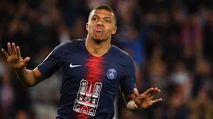 Lo que va a hacer el PSG renovando a Mbappé con grandes cantidades de dinero (a saber dónde y cómo las paga) despues de dar pérdidas por 700M€ en las últimas temporadas y tener mas 600M€ de masa salarial, es un INSULTO al fútbol. Al-Khelafi es tan  peligroso como la Superliga. 
