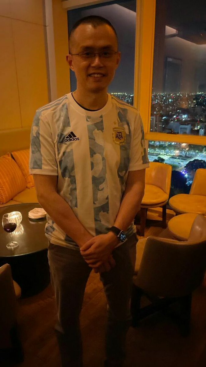 Parece que @cz_binance ya tenía elegido su equipo preferido. ¡@binance firme junto a @Argentina! 

#VamosArgentina #EstoyLlorando #QueFelicidad 