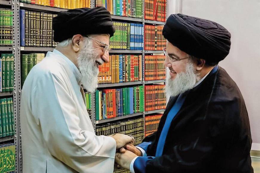منابع عربی: حسن‌ نصرالله سکته مغزی کرد و تیم پزشکی از ایران اعزام شد؛ روابط عمومی حزب‌الله: سرما خورده!

بدنبال لغو سخنرانی نصرالله منابع وابسته به حزب‌الله لبنان اعلام کردند او به آنفولانزا مبتلا شده اما برخی منابع عربی گفته‌اند نصرالله سکته مغزی کرده!

https://t.co/HRNjrBVRBe 