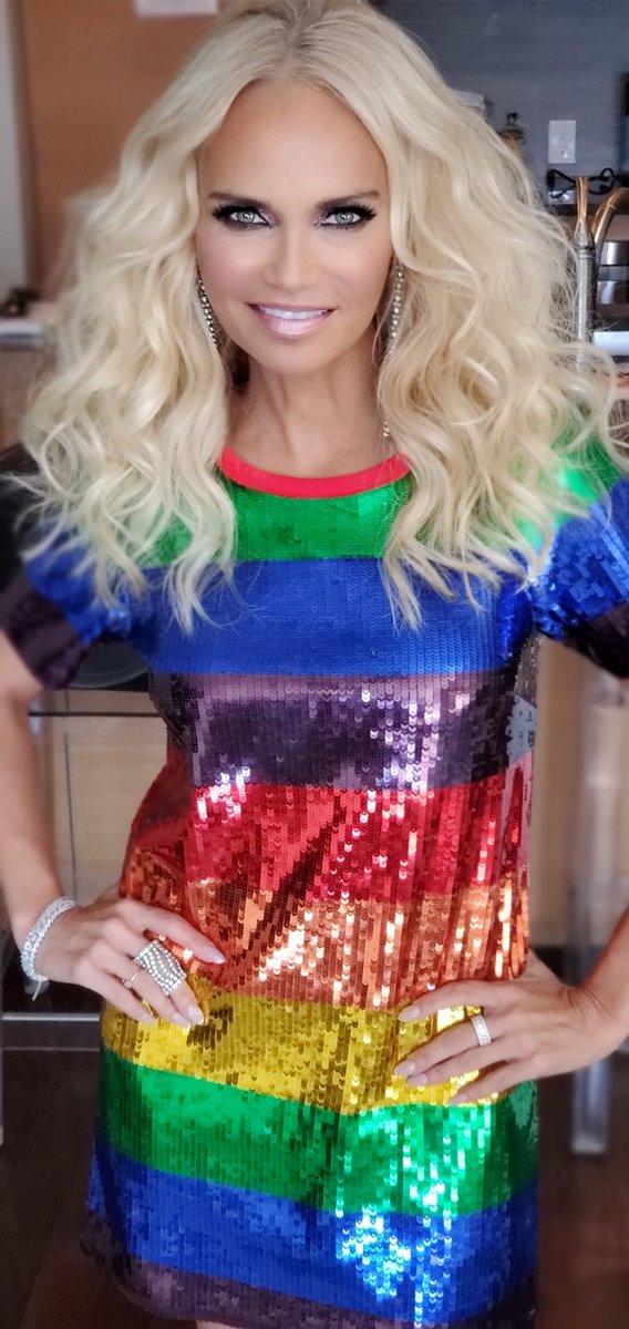 Giving love out there for the lLGBTQIA today.  Just because. 