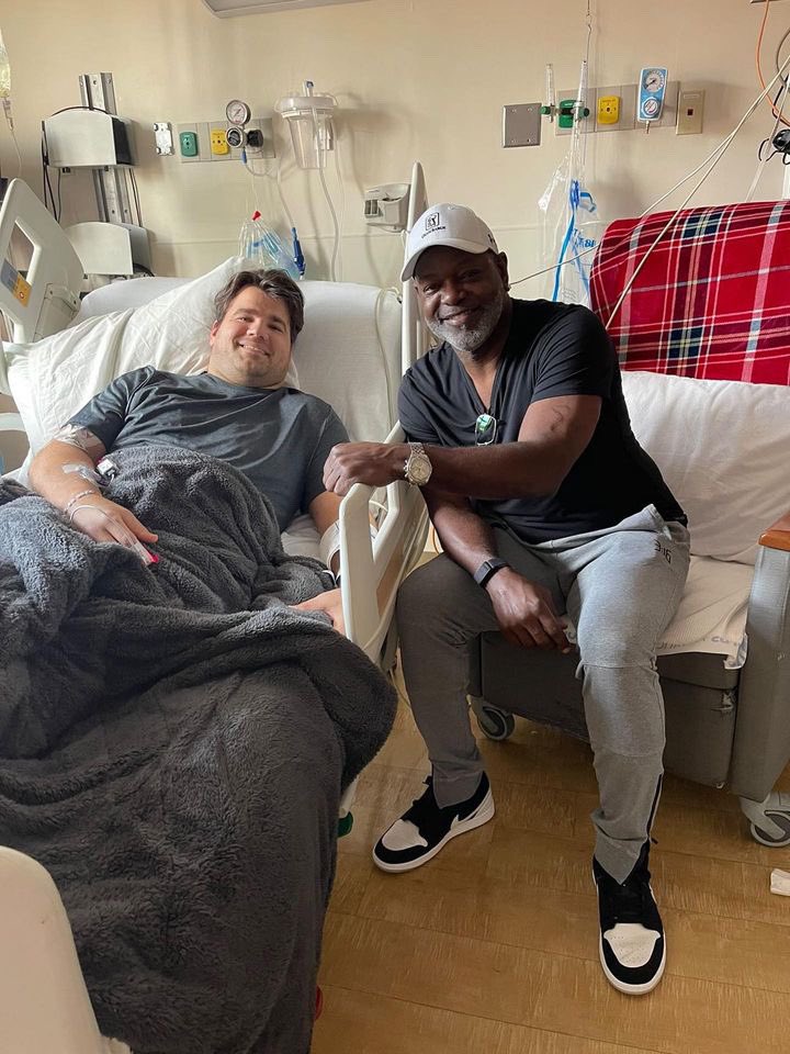 I had the opportunity to visit a recovering hero this week #PeytonHillis  Praying for his healing 🙏🏿

https://t.co/B7fXOdcYLr 