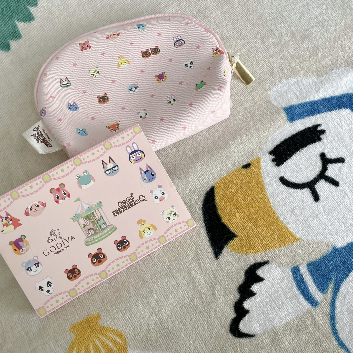 あつ森×GODIVA買えた〜🥹✨
可愛すぎて食べれないよ😭💓🫶 