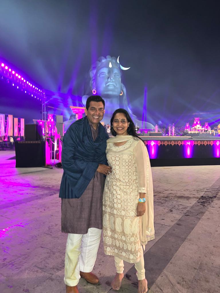From last year when @alyonakapoor and I attended the Mahashivratri Festival with @sadhgurujv @ishafoundation

What a beautiful experience it was! Going to miss it this year ❤️

#mahashivratri #mahashivratri2023 #ishafoundation #sadhguru 
