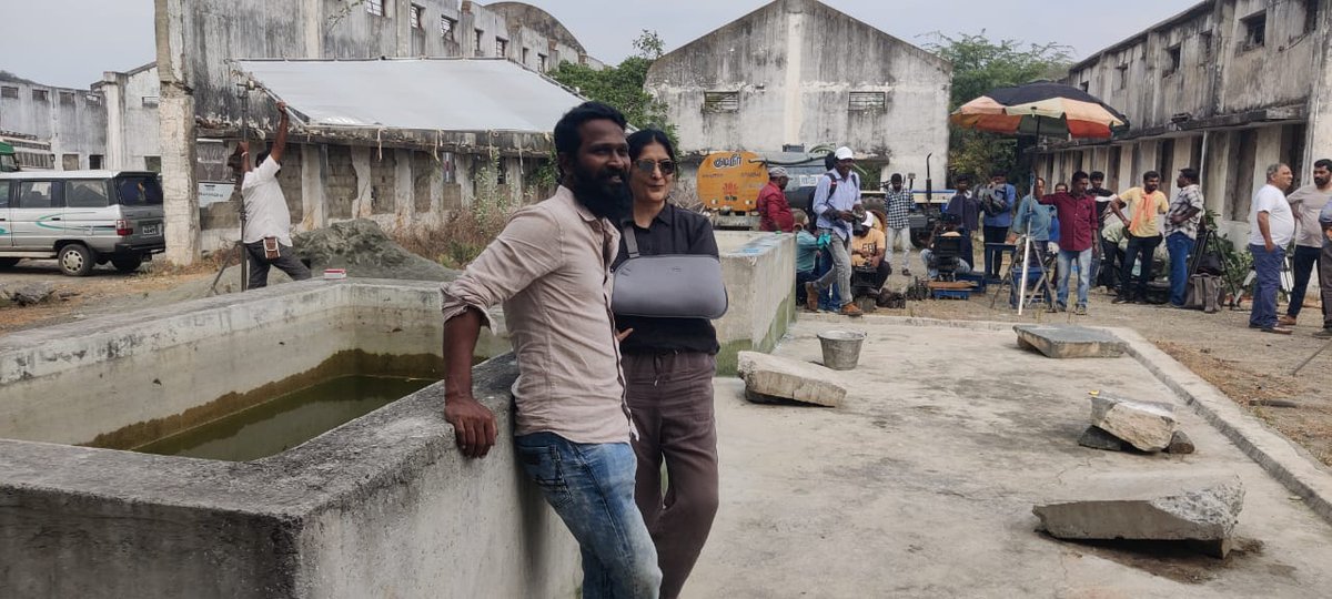 Out of my gloomy break #viduthalai ✊🏾
On what my buddy says is his “definite last day” of shoot! 😎 #VetriMaaran 