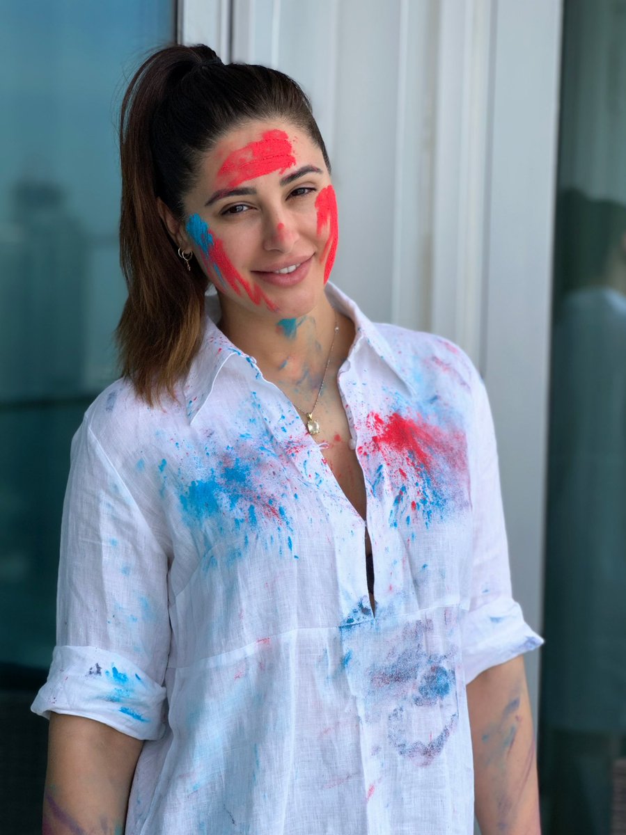 Happy Holi 😊
Wishing you all success, happiness and prosperity this Holi and always! Have a colourful and joyous Holi! 