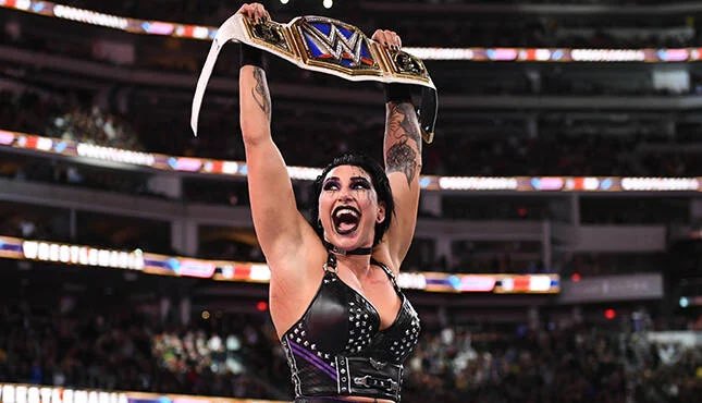 Big congrats to @RheaRipley_WWE for the huge win tonight at #WrestleMania  🔥🔥🔥 