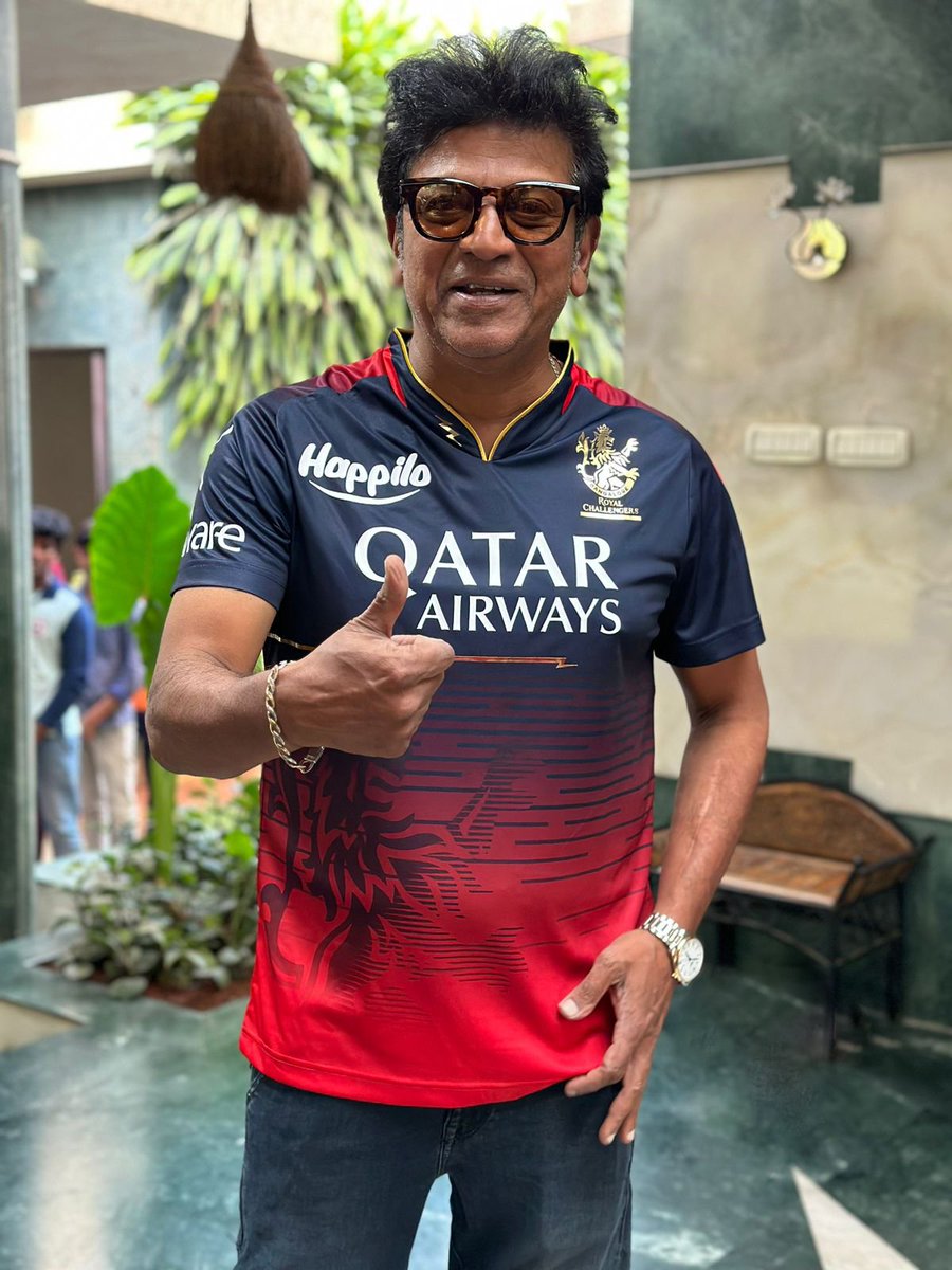 Excited to be cheering for RCB tonight at Chinnaswamy Stadium. The game is on 🔥

@IPL @RCBTweets @imVkohli @msdhoni #RCB #RCBvsCSK 