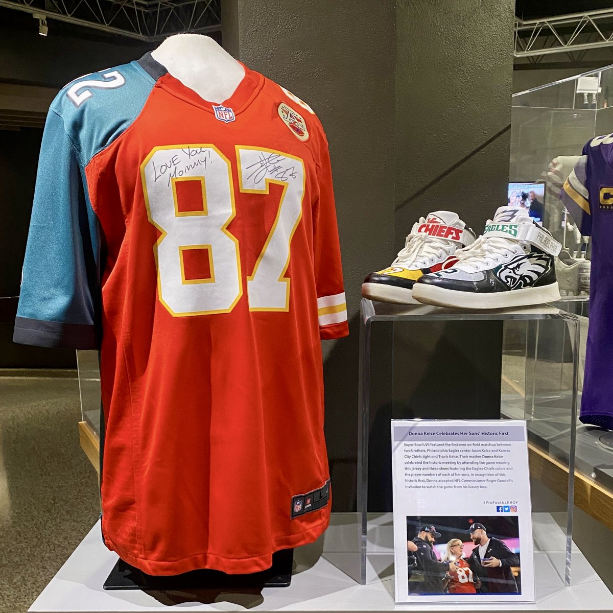 When @tkelce &amp; @JasonKelce became the first brothers to play against each other in a Super Bowl, their mother, @dkelce1, earned national headlines.

The split @Chiefs/@Eagles jersey &amp; shoes she famously wore are now on display at the Hall of Fame.

Talk about a Hall of Fame mom! 