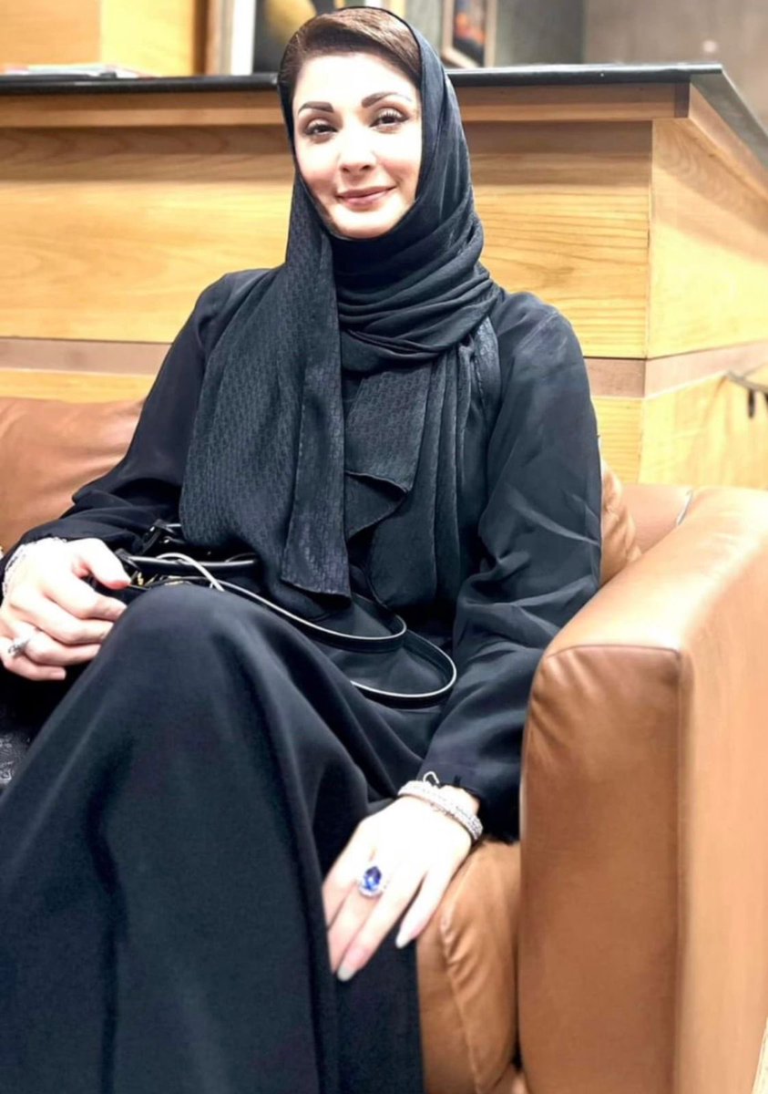 اللّہ حافظ 🤲🏼 