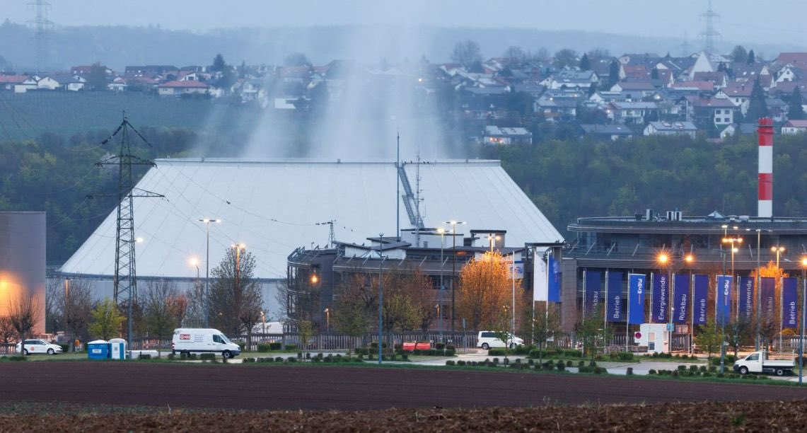 Germany just shut down its last nuclear power plant

Now, German energy prices are increasing by up to 45%

On top of that, Germany started importing nuclear energy from France on Saturday to cover a shortfall 🤦‍♀ 