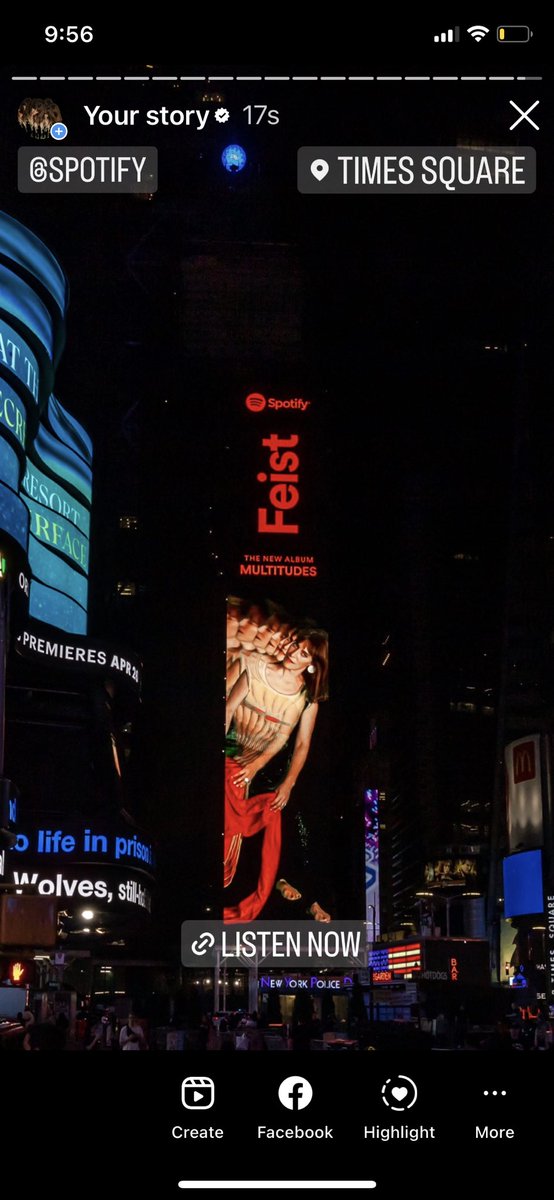 Times Square 😜😜@Spotify https://t.co/PuI8q4RVWq 