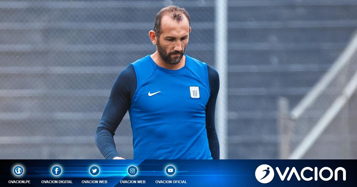 Hernán Barcos sobre partido Boys-U en el Monumental: "No había visto nunca eso, acá suceden cosas que no pasan en ningún lado". https://t.co/a6In2wCeZk 