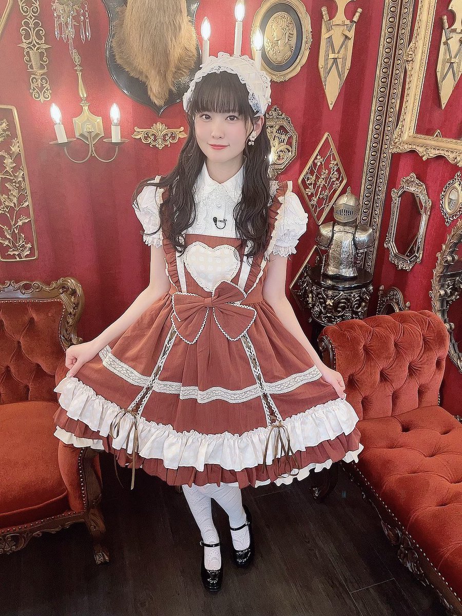 今日、5月2日はわたしの誕生日🍰☺️🤍
いつも応援ありがとうございます💕
26歳は好きなことをたくさん見つけてもっと楽しんでいきたいな…✨☺️
これからも応援よろしくお願いします☀️
そして！楽しい1日を一緒に過ごそうね💓 