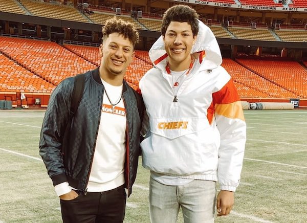 Two things can be true: 1. Jackson Mahomes’s behavior is 100% unacceptable. 2. Patrick is not responsible for his adult brother’s poor life choices.
https://t.co/wjFnw1qCbt 