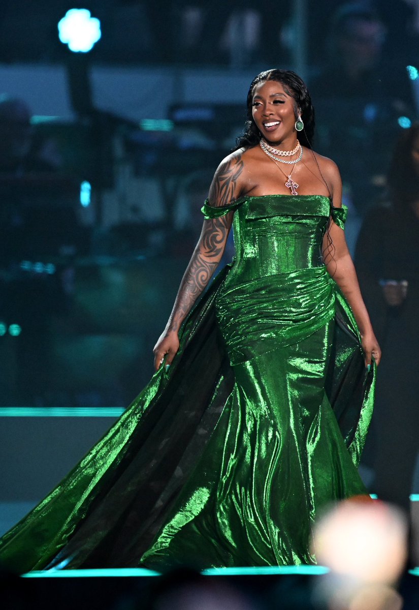 Tiwa Savage was introduced as the Queen of Afrobeat as she performed at the coronation party of the King Charles III and Queen Camilla.

History has been made as Naija’s finest becomes the first African to perform at the coronation of a British Monarch.

We are super proud of her 
