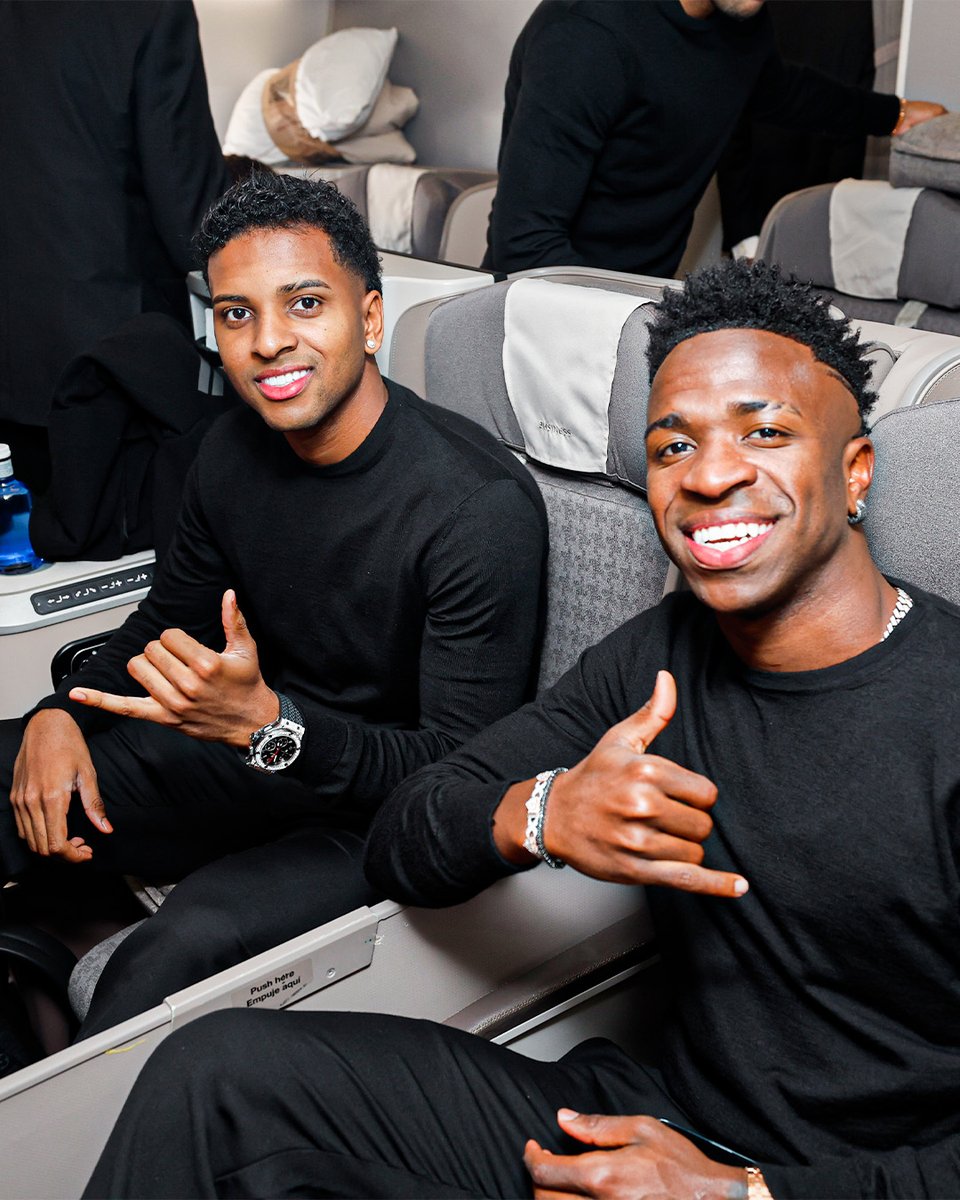 😁 @vinijr
🤙 @RodrygoGoes
#UCL 