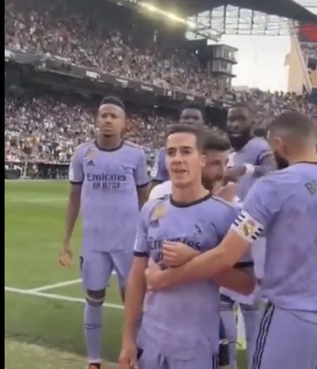 🗣| Lucas Vázquez para os torcedores do Valência: "Vocês são uma desgraç@!" 