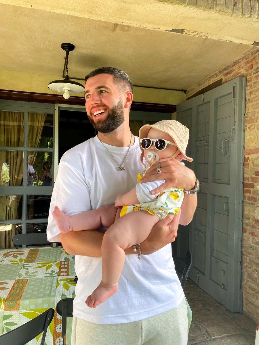 On uncle duty with Olive! 🫒 