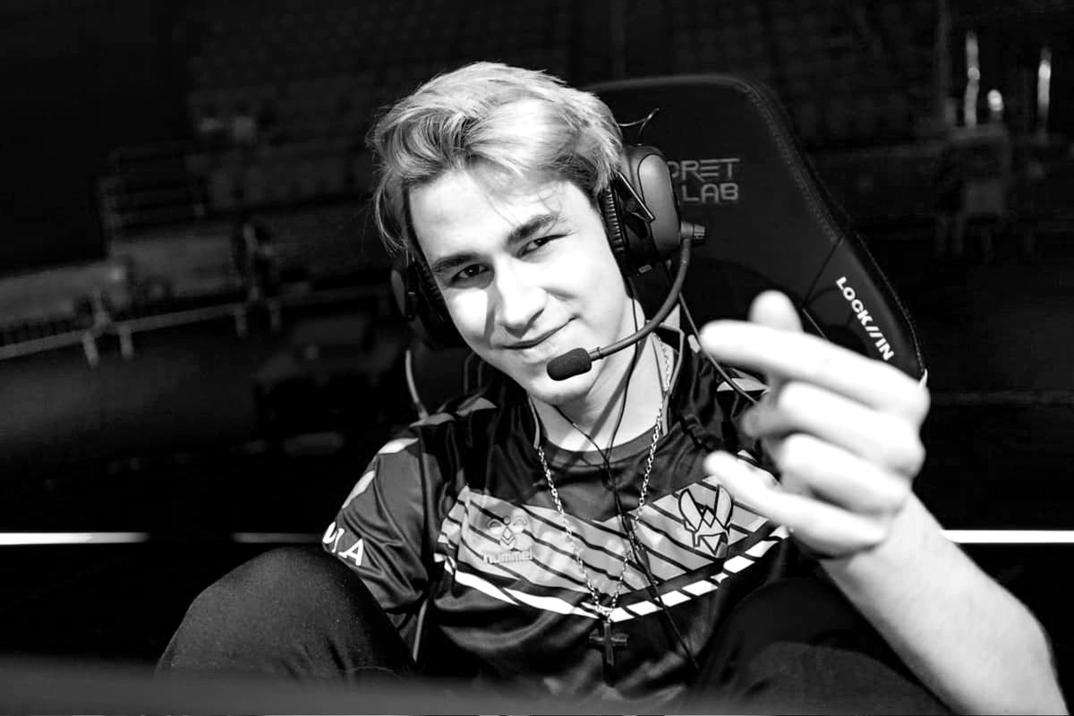 Valorant pro Karel 'Twisten' Ašbrener has died, Team Vitality has confirmed. He was 19 years old. 

Rest in peace, Karel. 