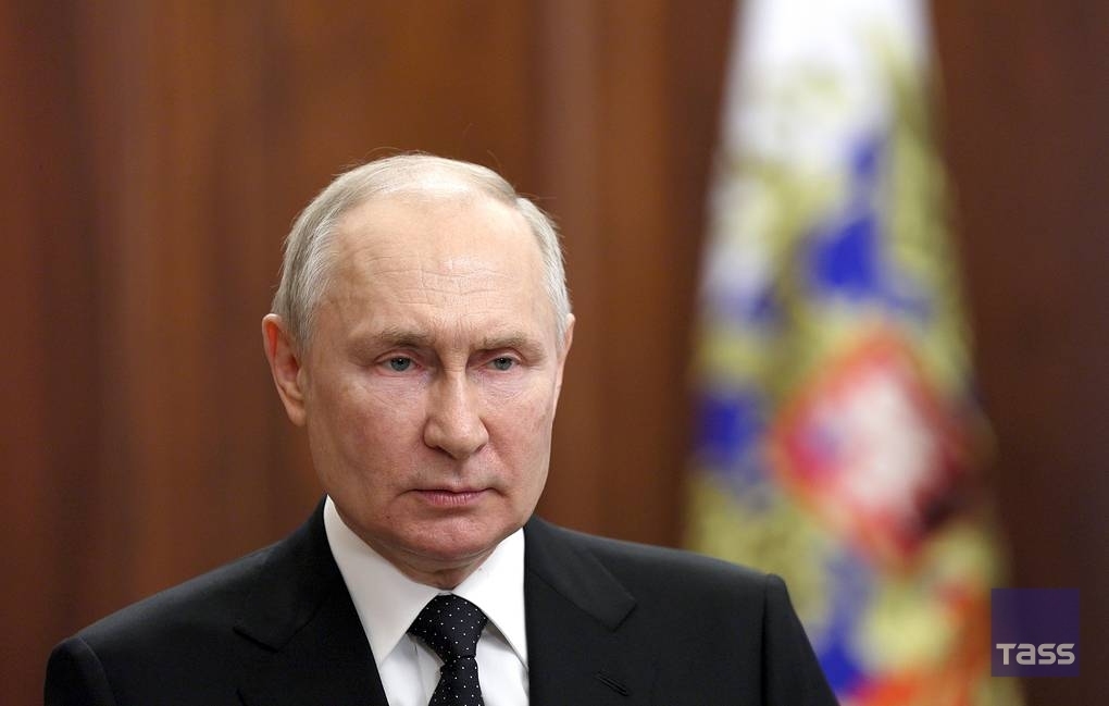 Russia will defend itself from internal treachery, says Putin:
https://t.co/ejLMUdNeVL 