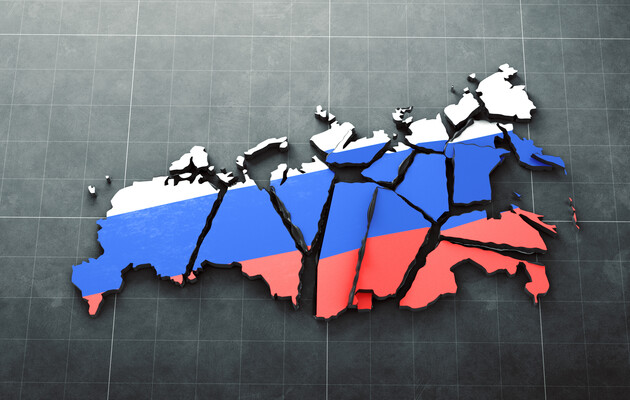MGŁA WOJNY - Rosja wchodzi w fazę afgańską

Setki tysięcy poległych, tysiące weteranów wracających z frontu, gospodarka wykrwawiona wojną – a władza boi się nie wroga, lecz własnych obywateli. 

Ukraina może okazać się groźniejsza niż Afganistan dla samego Kremla.

Trzy lata po 