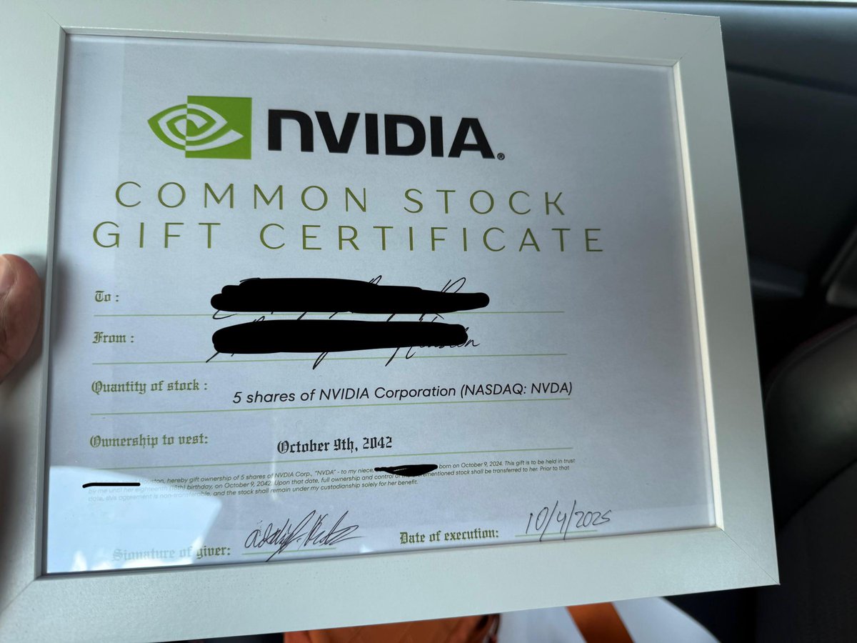My niece turned 1 today.

Everyone else brought toys.
I got her 5 shares of $NVDA.

17 years later, I hope she looks at it and thinks: uncle Kev got me started. 