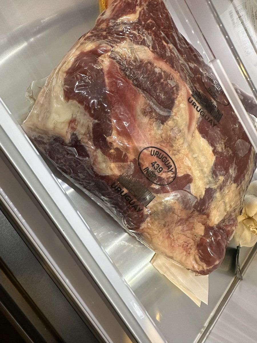 カルビからお肉をいただきました。
とても美味しそうです。ありがとうございます。
明日引越しです。
5kgあります。

さて。
@AkamiKarubi 