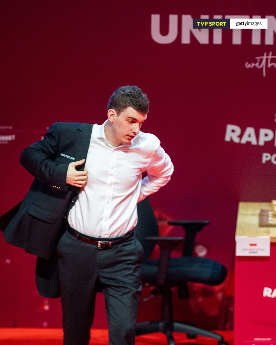 Polski szachista Jan-Krzysztof Duda odmówił podania ręki rywalowi – Denisowi Chismatułlinowi. 

Wszystko przez nastawienie Rosjanina do wojny na Ukrainie. 