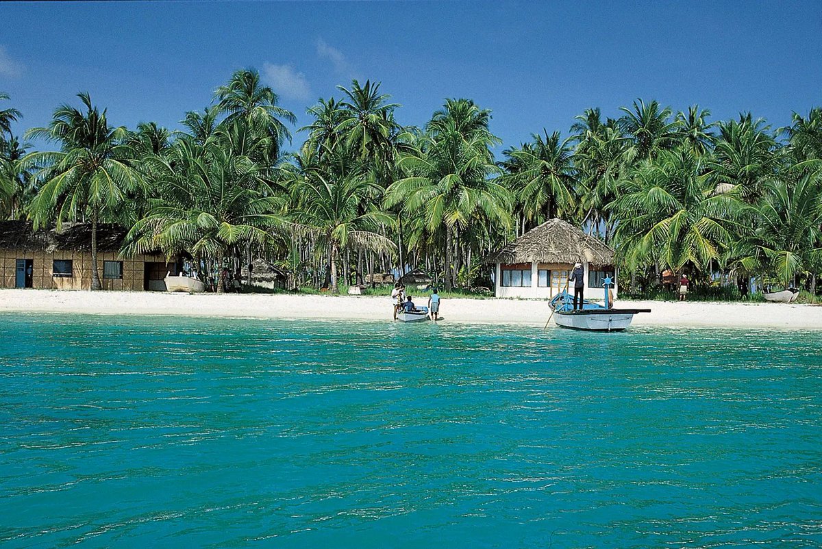 Adding the beautiful #Lakshadweep Islands to my bucket list.

These destinations of our country are not just spots on a map; they're invitations to experience the hospitality, diverse culture &amp; landscape, that make India such an incredible place to explore.
#ExploreIndianIslands 
