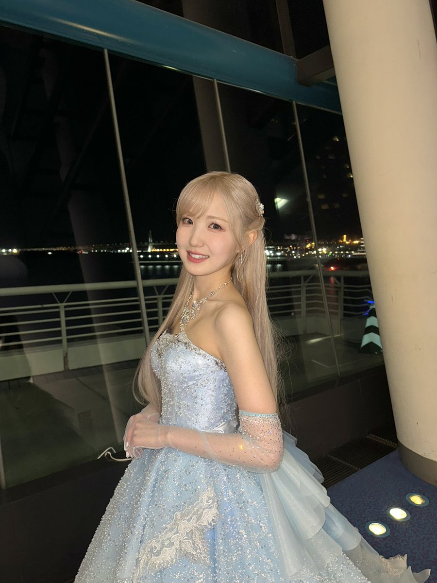 皆さんから沢山の愛をいただき
一瞬一瞬が本当に幸せな時間でした。

今までお世話になった方々、いつも応援してくださる方々、出逢ってくださったすべての皆様に感謝の気持ちでいっぱいです。

最高の1日と最高の思い出を本当にありがとうございました❄️

#本田仁美卒コン 