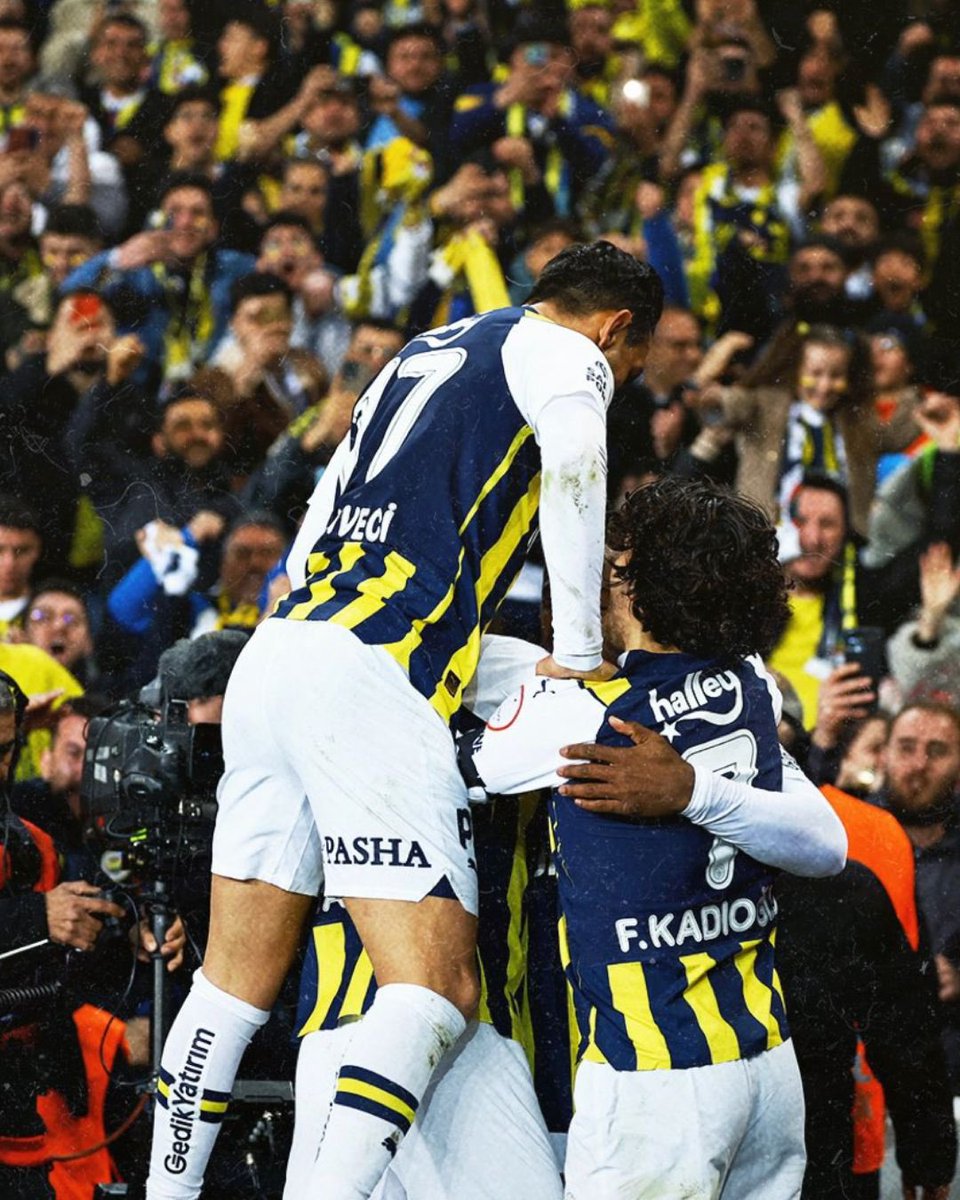 Fener never dies!! 🟡🔵 