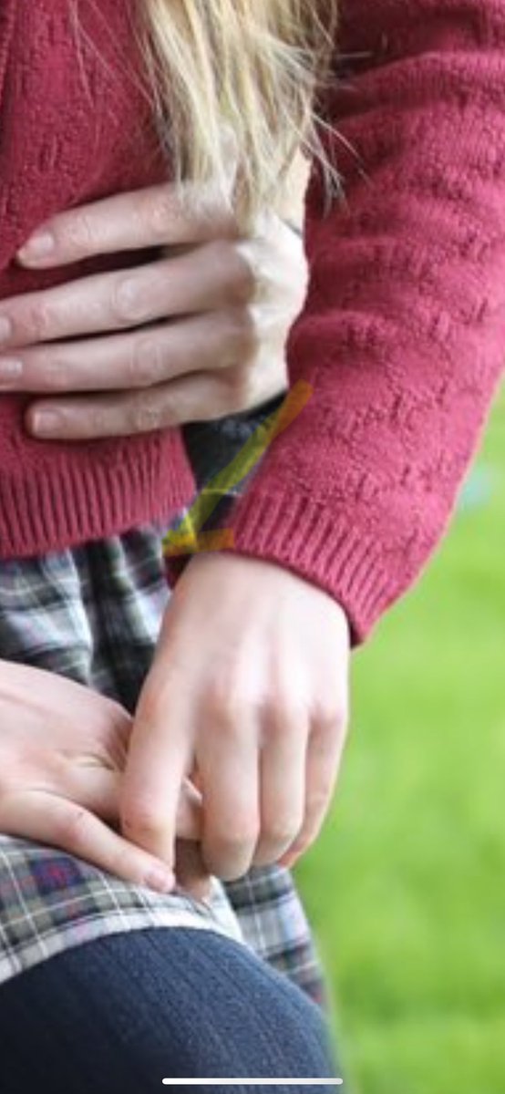 Okay so some of the things I’ve seen people point out have explanations but here are all the issues I see (so far) that i personally feel are undeniably the result of sloppy photoshopping  (IMO, allegedly lmao) 

[A THREAD]

1. Edge of charlottes sleeve 