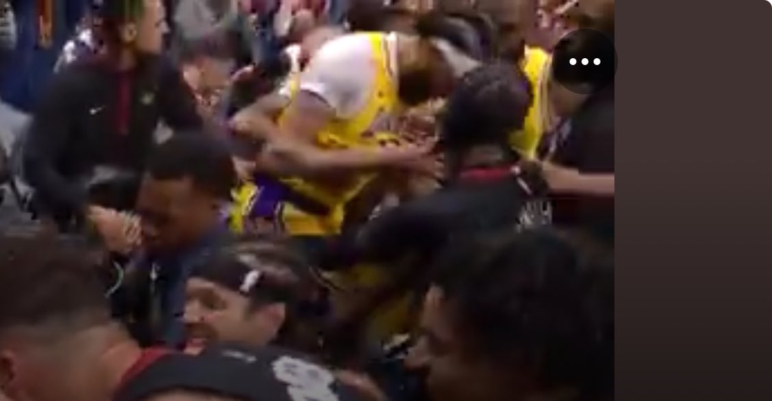 ALL his teammates celebrating and KCP makes sure AD gets up and off the Nuggets bench unhurt 🙏🏼 