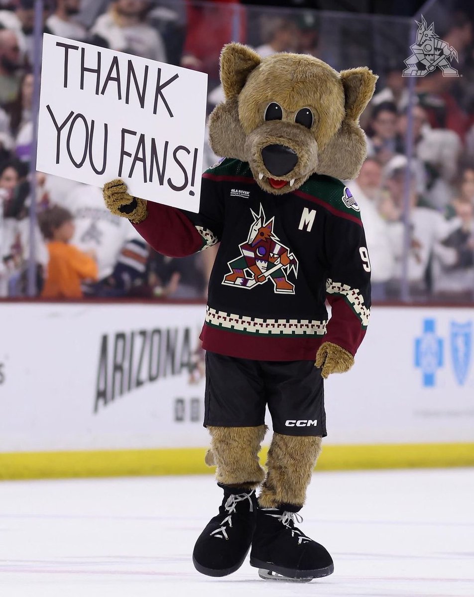 To the most loyal &amp; amazing fans… we love you 🤍 #YotesForever 