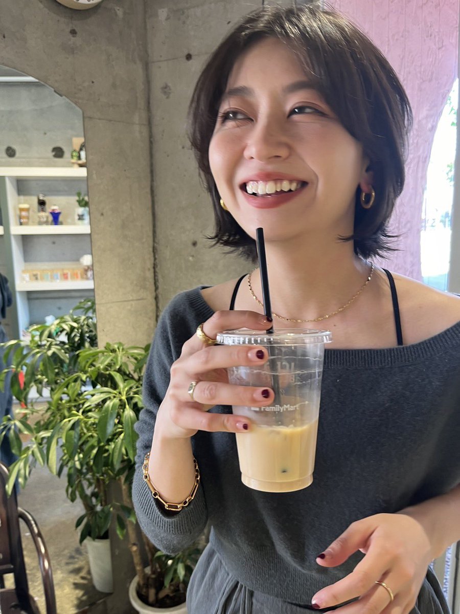 ヘアチェンしました　でも自分でこのセットができる気がしない 