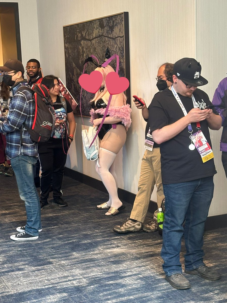 I SAW YOU SEXY MATARA!!!!!!!!! 
thank you for your cosplay aaaaa 

( I’m slowly finding all the Matara’s ) 