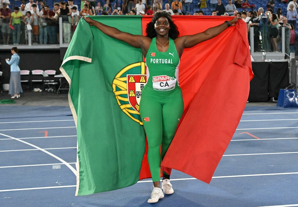 Medalha de bronze. O sonho de criança de Liliana Cá é dedicado aos filhos https://t.co/a4NxQCOHfV 