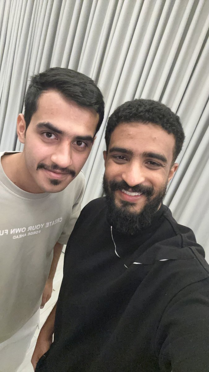 تصورت مع يوتيوبري المفضل 