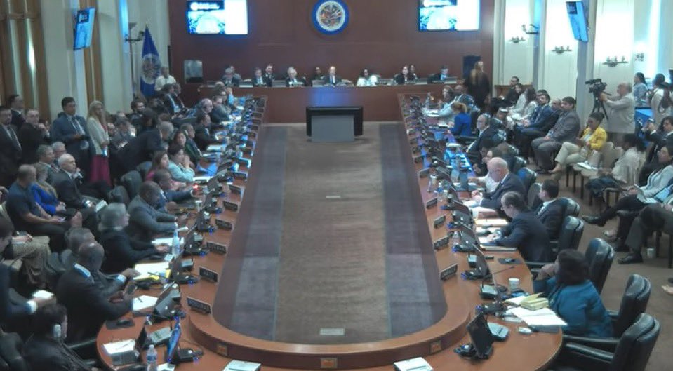 Vergüenza mundial. Queda rechazada la resolución en la OEA sobre Venezuela por culpa de los gobiernos de Colombia, Brasil y México.

CÓMPLICES. 