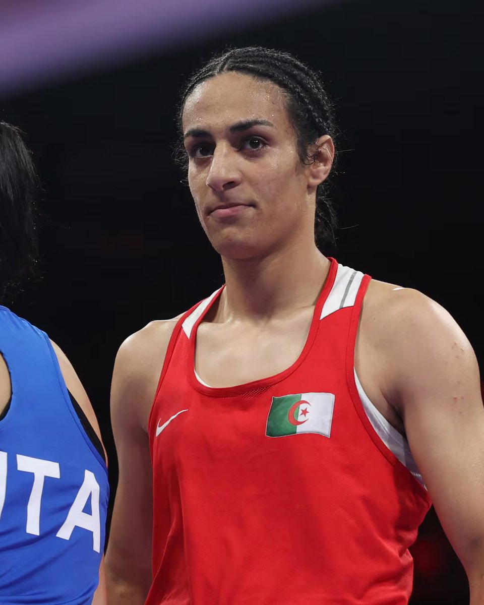 A gente precisa falar sobre Imani Khelif, boxeadora da Argélia. Ela é uma mulher cis, acusada de não ser “feminina o suficiente” e até apontada, de forma enganosa, como se fosse uma mulher trans. 

Khelif possui taxa hormonal um pouco acima da média feminina, o que é muito comum 